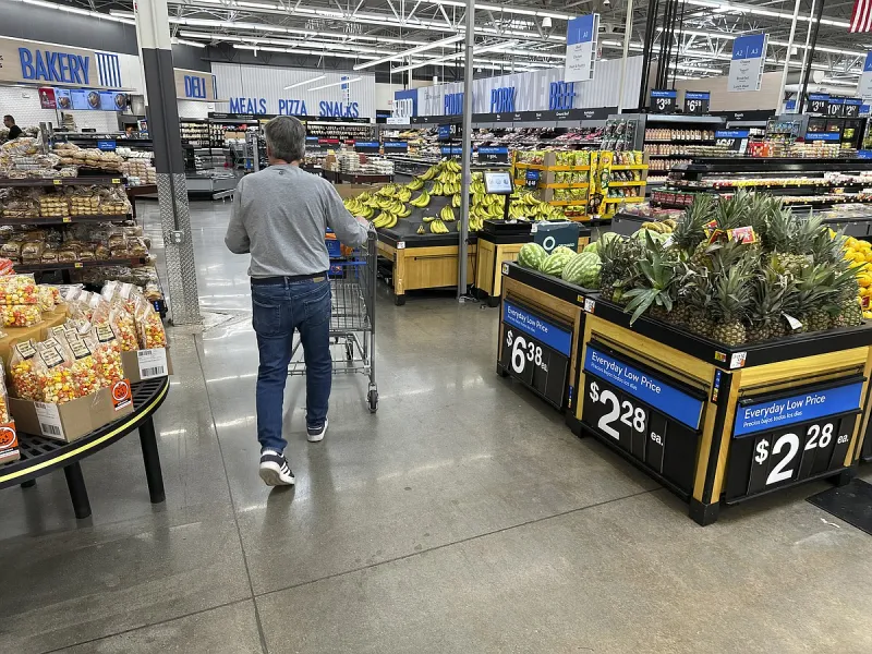 Walmart announces price cuts; Trump claims White House influence
