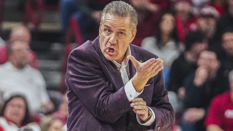 Razorbacks, Spartans officially set for CBS Sports Thanksgiving Classic