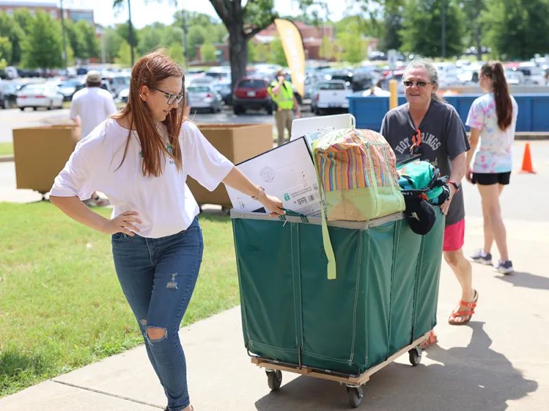 Arkansas Tech Seeks Move-In Day 2026 Volunteers