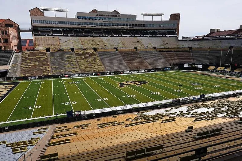Yahoo launches college fantasy leagues