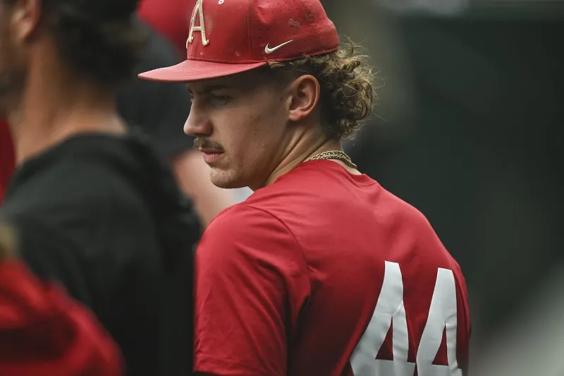'I did not see this coming at all': Mets spend first-round pick on Arkansas baseball pitcher Carson Wiggins