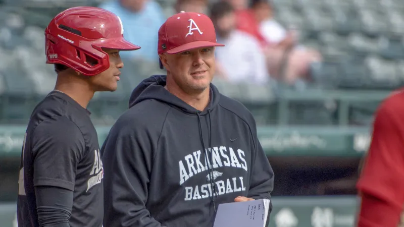 Razorbacks' hitting coach Nate Thompson recapping MLB Draft
