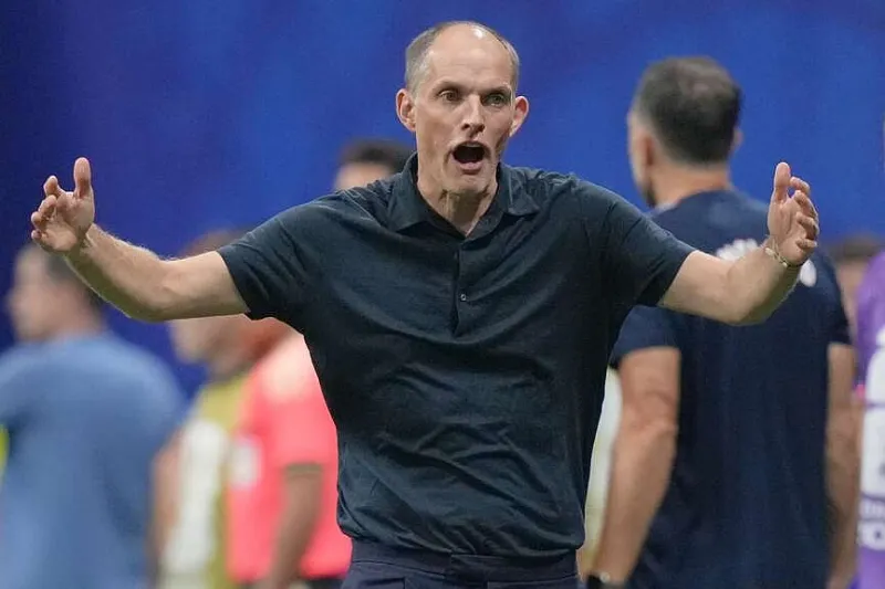 England's chess moves fail to contain Messi, Argentina
