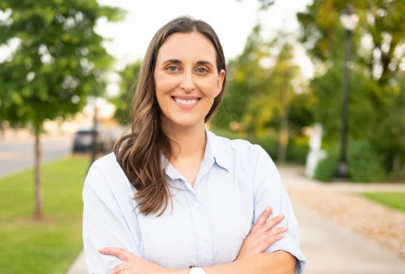 Shoffner leads all Arkansas congressional candidates in second quarter fundraising