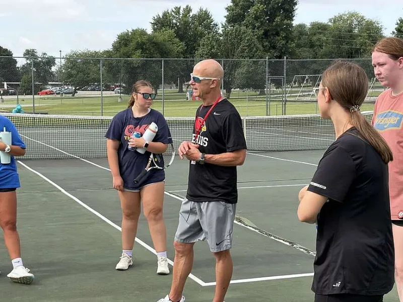 Farmington Cardinals tennis Preview
