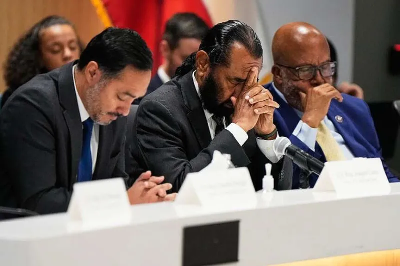 Sons of man shot by ICE in Texas testify