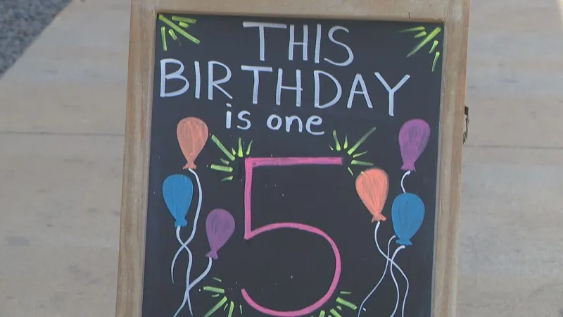 Paper Hearts Bookstore turns 5, celebrates with a two-day community book bash