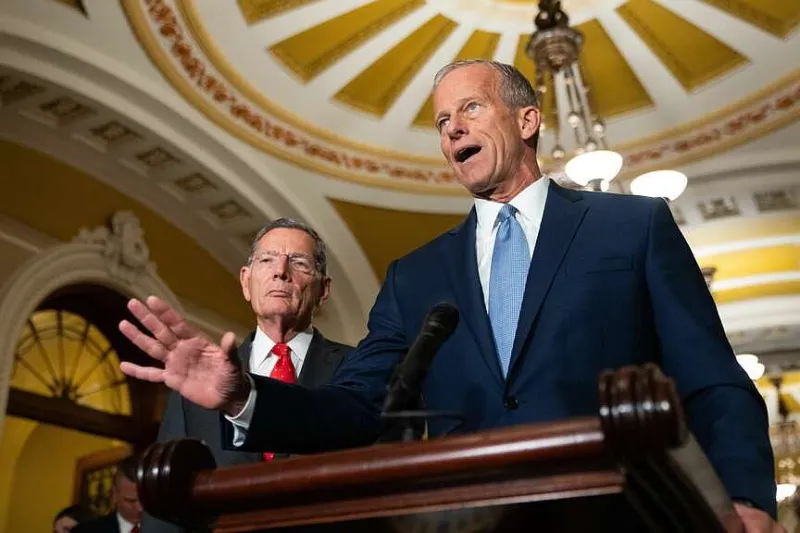 Cancel Senate break, Trump urges