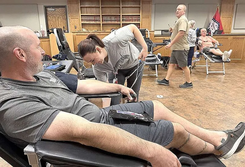LEOs donate blood, win trophy
