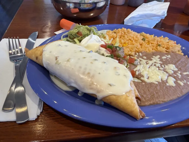 RESTAURANT REVIEW: El Cazo serves big portions of decent food but faces tough competition