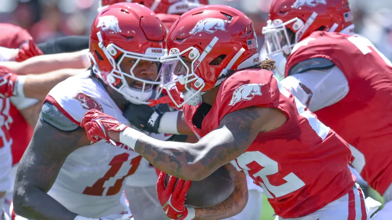 Looking at Hogs spring practice with Democrat-Gazette's Tom Murphy