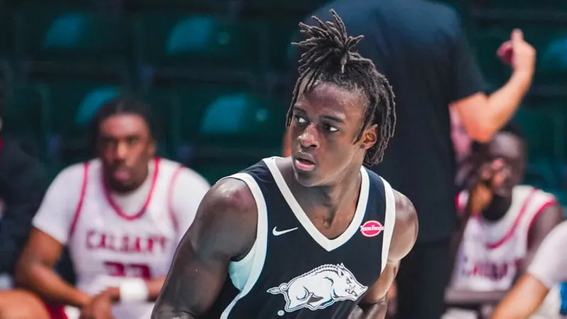 Arkansas rolls past Calgary 105-48 to close unbeaten Bahamas trip