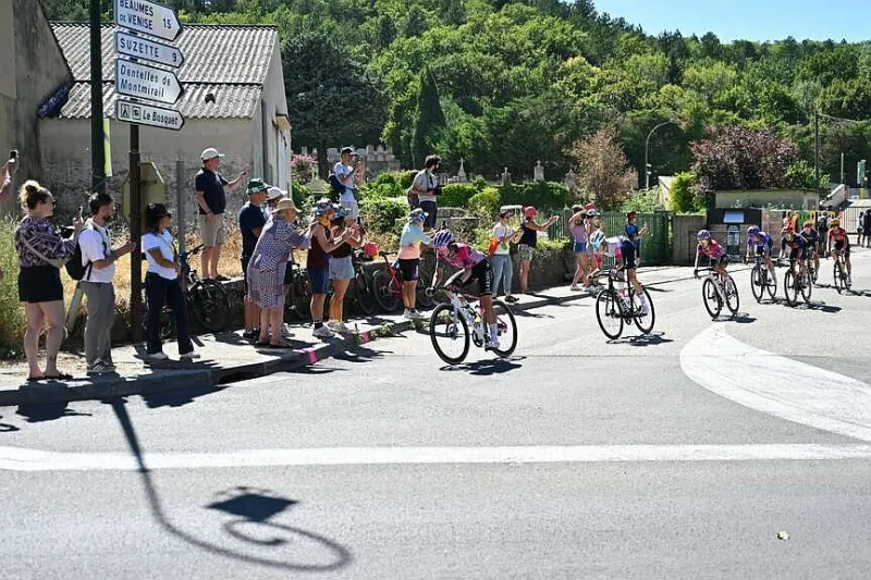 New leader emerges at Women's Tour de France