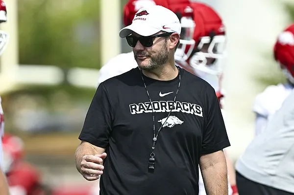 Commentary: Silverfield keeps it simple: Own the ball