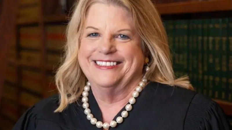 Who will fill Justice Webb's seat? Governor to make temporary Supreme Court appointment