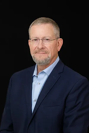 Loftin named director of the ASBTDC at SAU