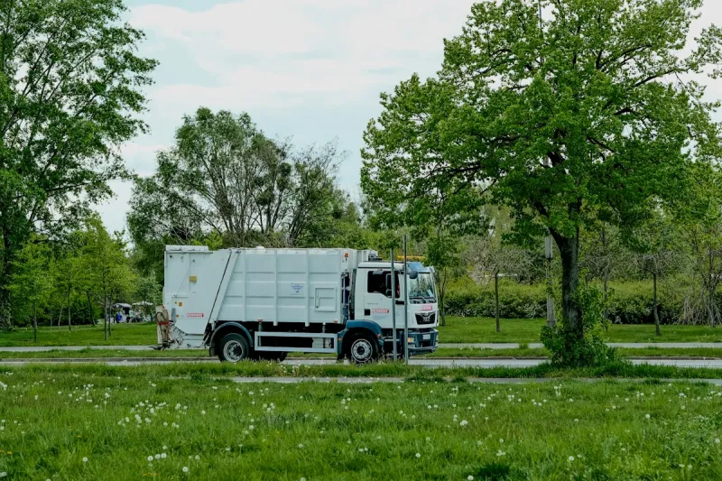 Shreveport Garbage Delays Tied to Shortage of CDL Drivers