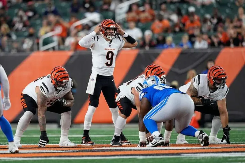 Flacco relieves, turns turnover into a TD
