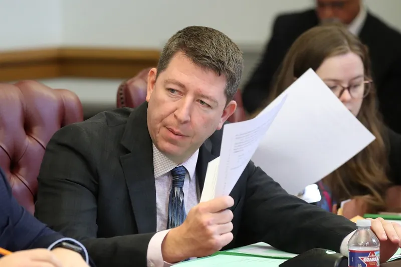 Arkansas lawmakers tout secrecy in case stirred by Gov. Sanders' China rhetoric