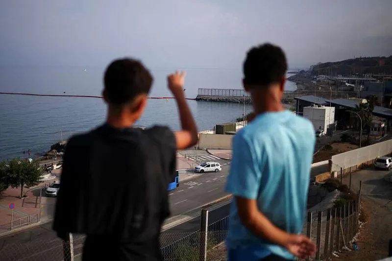 Morocco arrests 111 at border