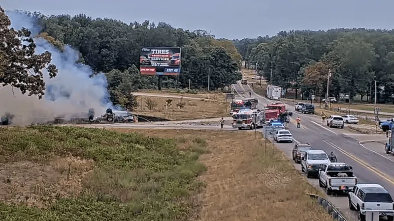 Responders on scene after tractor-trailer catches fire on I-57 northbound near Judsonia