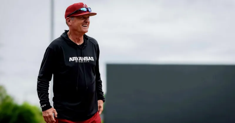 UA, Coach Van Horn renew contract through 2031