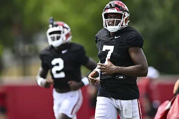 Projecting Arkansas football depth chart after first preseason scrimmage
