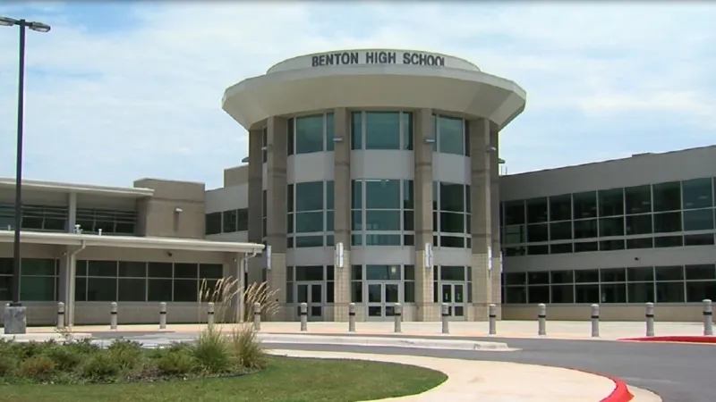 Lockdown lifted at Benton High; other Benton schools resume after holds, district says