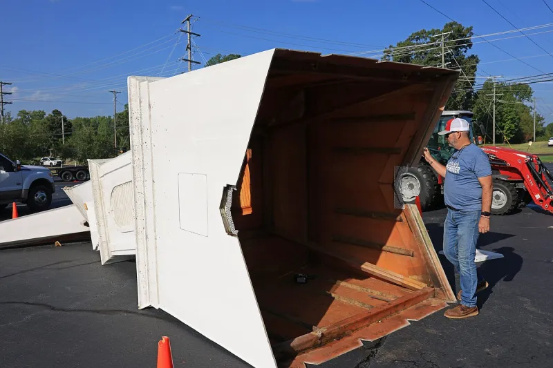 Winds topple Greenbrier church steeple, injure 3 in Pulaski and Conway counties