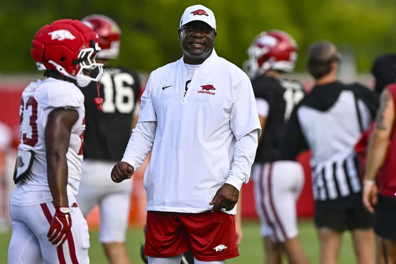 Arkansas football press conference: Running backs coach David Johnson, players on preseason practice