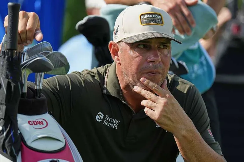 Rory McIlroy makes quick turnaround for 5-way share of the lead at BMW as ailing Scheffler fades