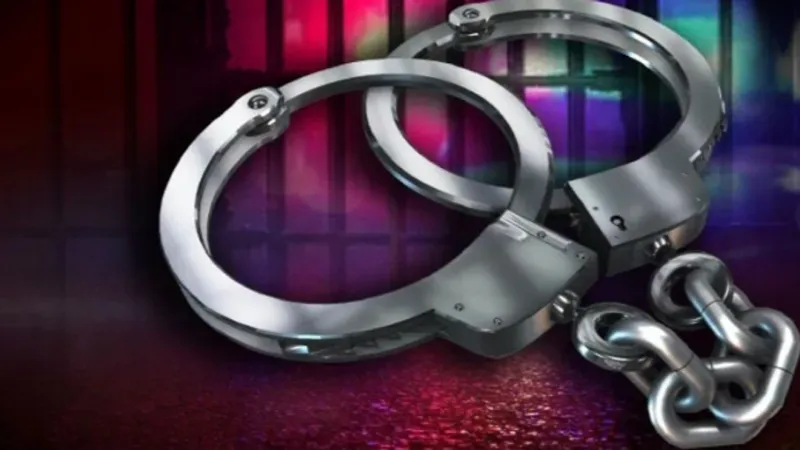 Two Forrest City federal prison guards sentenced in contraband smuggling cases