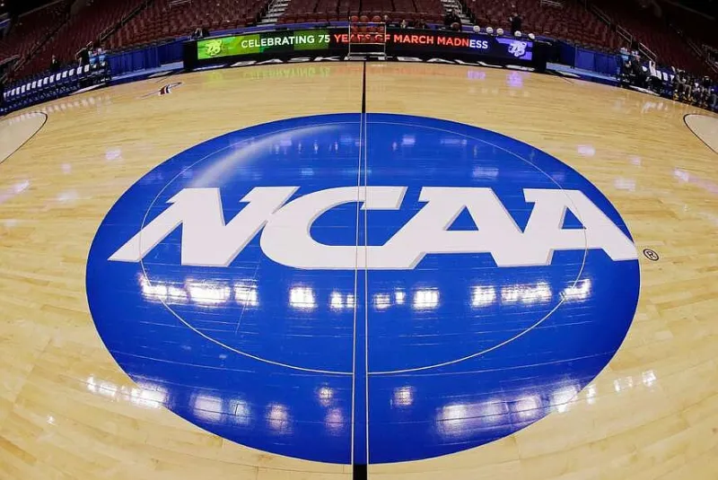 Federal appeals court halts ruling allowing thousands of college players extra year of eligibility