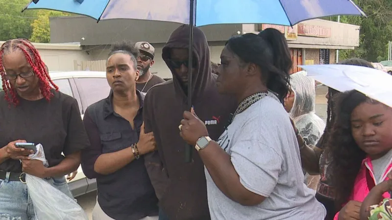 Little Rock rally demands accountability after 23-year-old held at gunpoint in store
