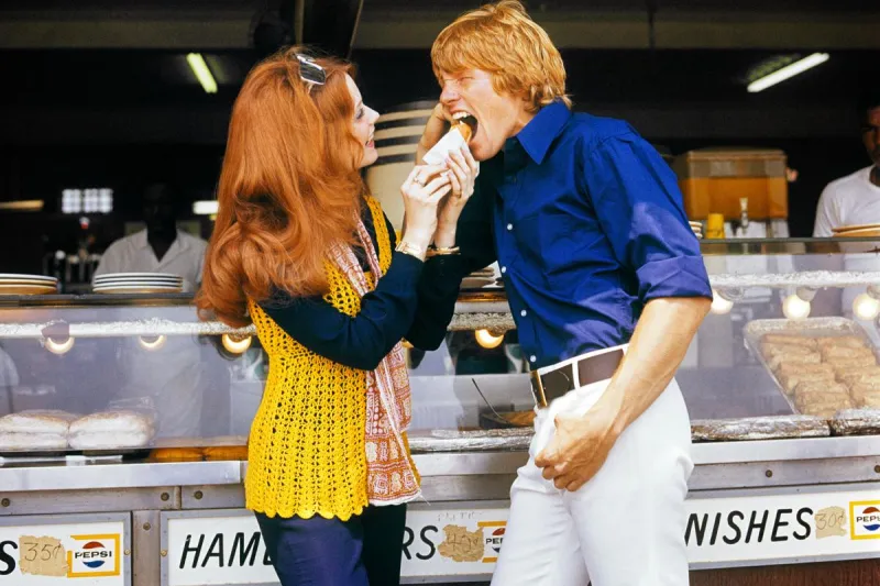 Food, '70s-Style: 31 Photos That Capture What Eating Out (and at Home) Looked Like in the '70s