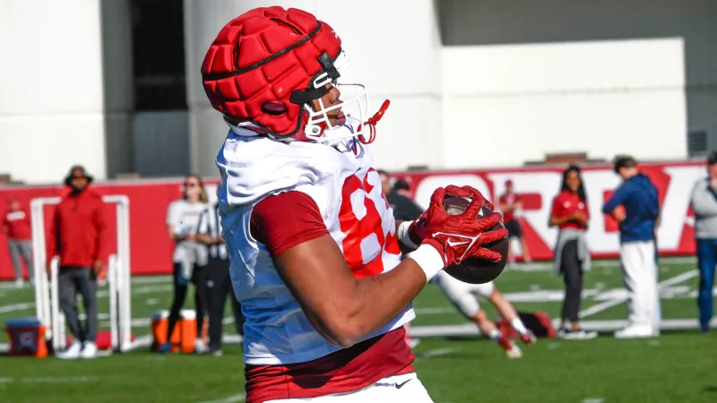Platt named to Earl Campbell Tyler Rose Award watch list