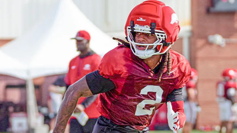Hogville's Dudley Dawson on approaching birthday, Razorback football