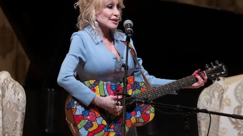 Arkansas Imagination Library honors Dolly Parton's legacy after her death