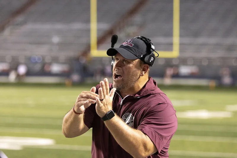 High school football preview: Benton leads pack in wide-open Class 6A