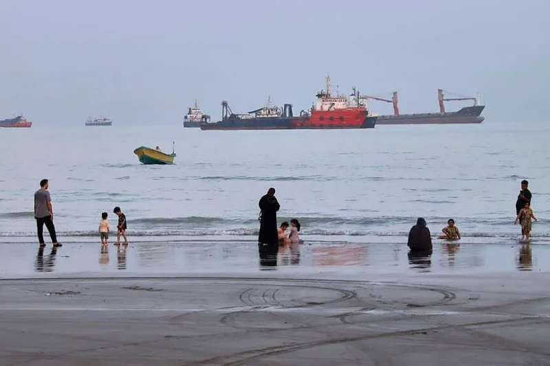 Iran says deal bars military vessels