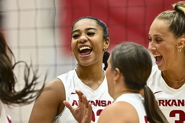Arkansas volleyball eager to start 2026 season after brutal slate last year