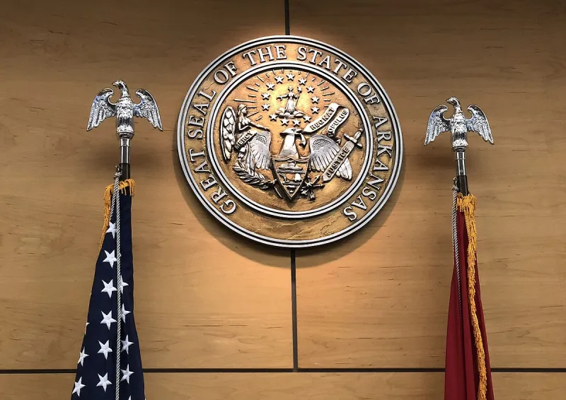Former federal prison guard takes stand, denies using laptop found to have child pornography