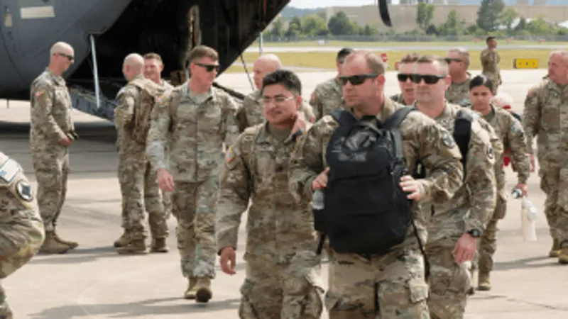 78 Arkansas soldiers return from D.C. mission to families, supporters in Fort Smith