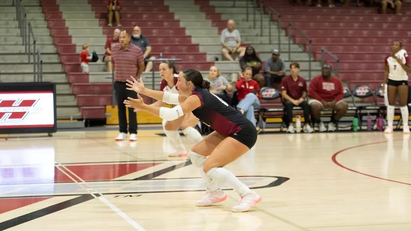 Kaylon Partain Earns Volleyball Defensive Player of the Week Honors
