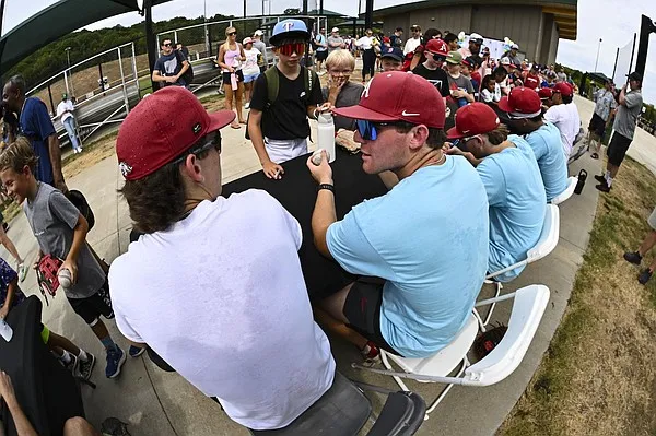 Arkansas baseball outfielder Brenton Clark on the right track after labrum surgery