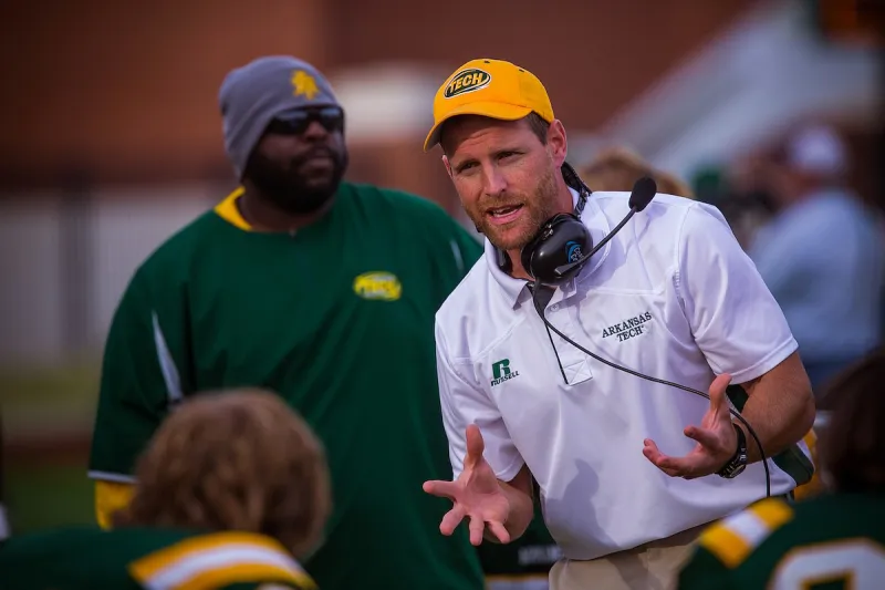 Arkansas football notebook: North Alabama coach Brent Dearmon 'molded' over 3 years in Russellville