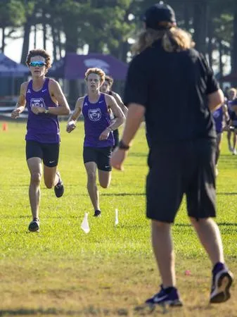 Bears Sweep Team Titles at UCA Bear XC Invitational