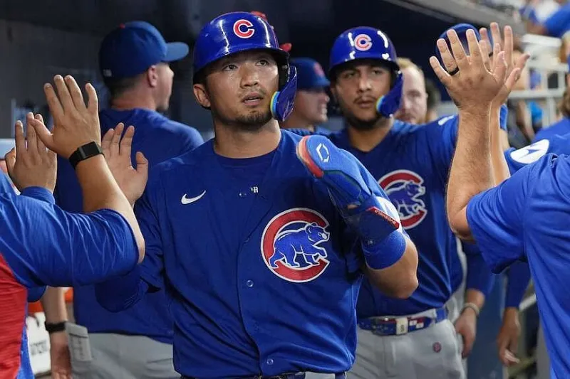 Cubs bang out 13 hits, manage to edge Marlins
