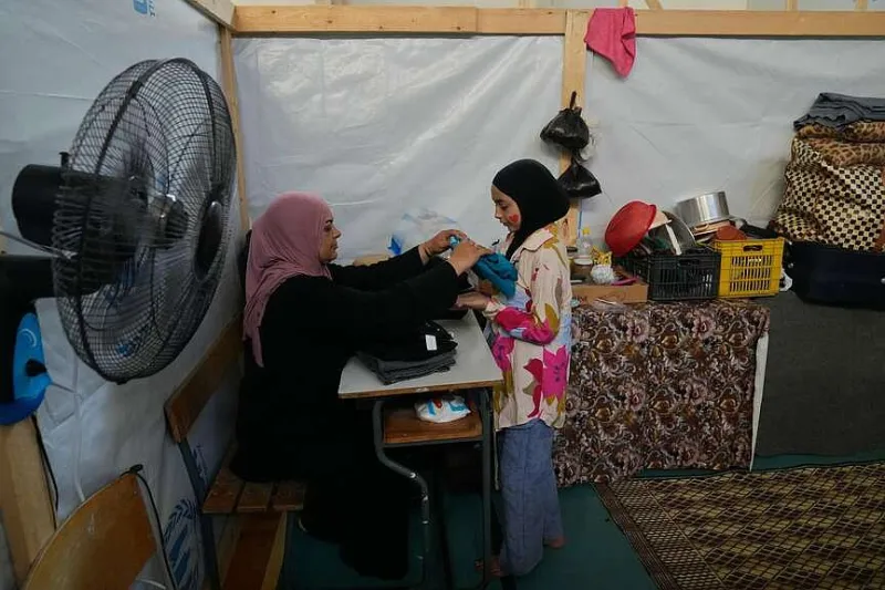 Thousands still shelter in Lebanon schools ahead of new term
