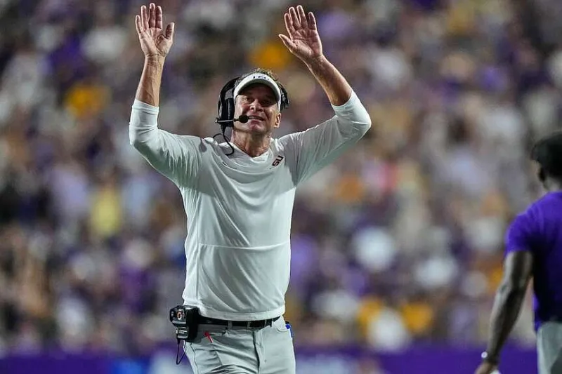 LSU lives up to the hype in Kiffin's debut
